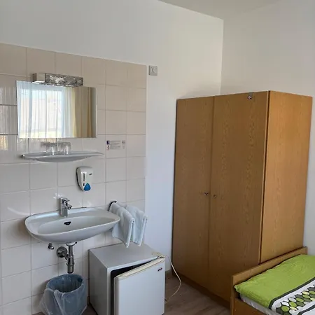 Alojamento de Acomodação e Pequeno-almoço Eicher