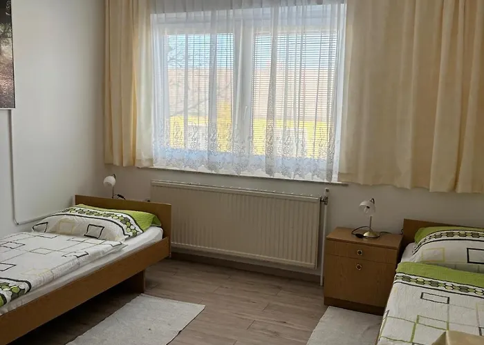 Bed & Breakfast Eicher Schwechat